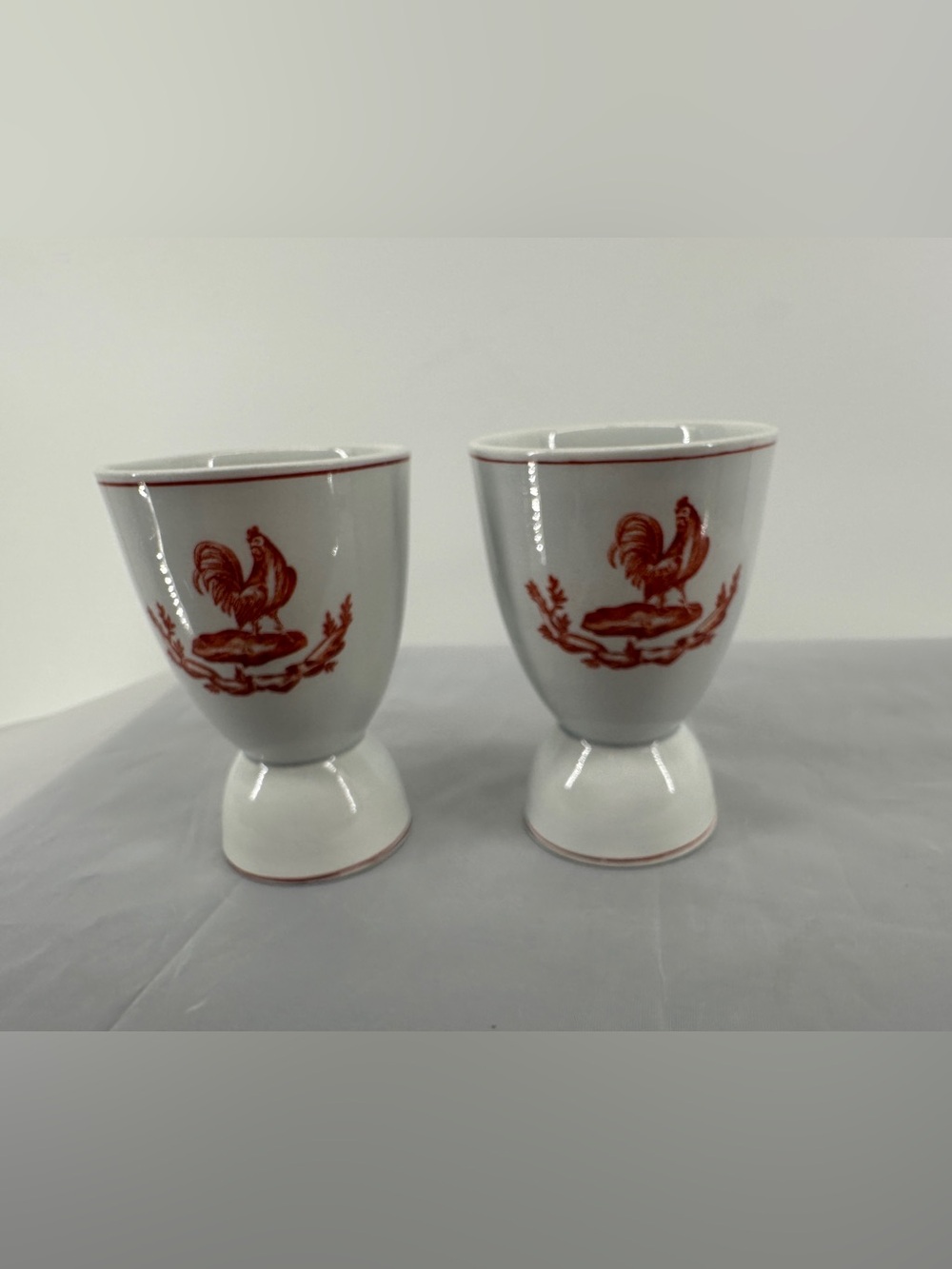 Wedgwood Chantecler Double Egg cup Rust chicken design